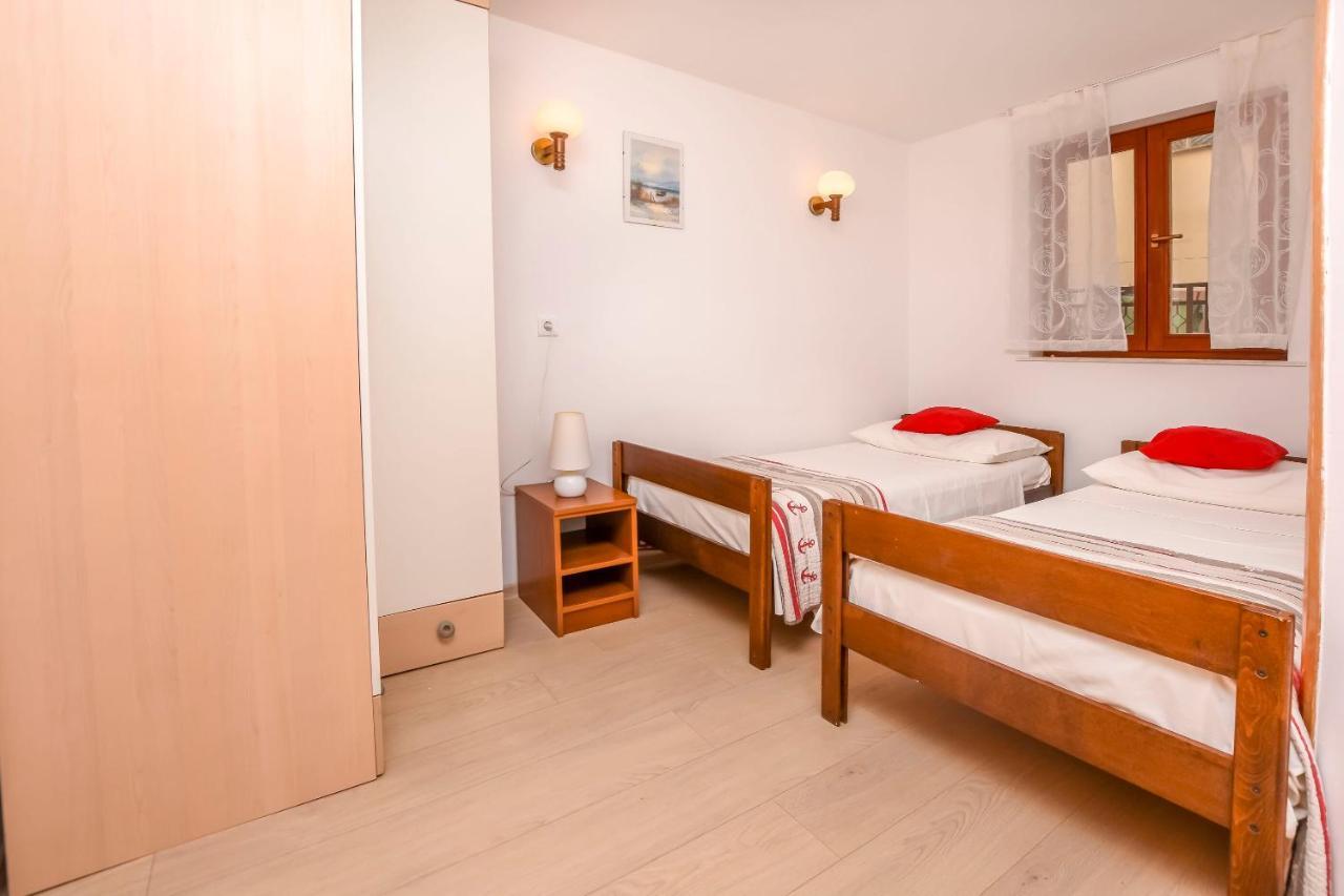 Apartments Viktor Rogoznica  Esterno foto